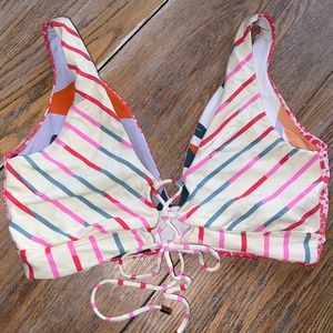 MAAJI criss cross tie front bathing suit top/no flaws /XL